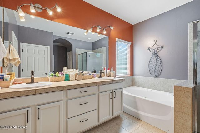 838 E Gunsight Mountain, Sahuarita, AZ 85629