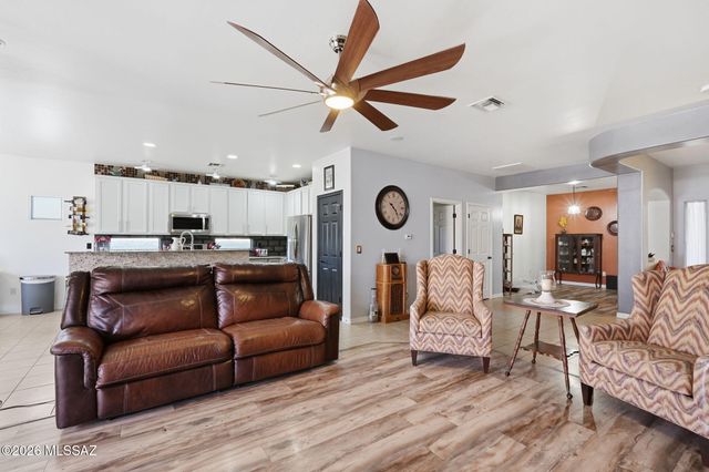 838 E Gunsight Mountain, Sahuarita, AZ 85629