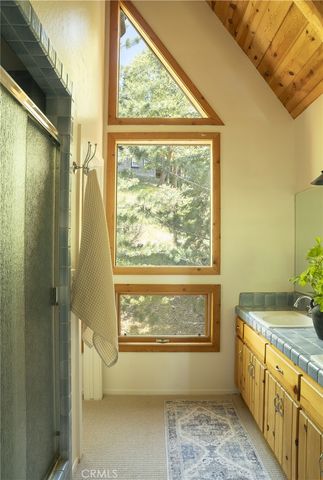 28963 Quail Run Drive, Lake Arrowhead, CA 92352