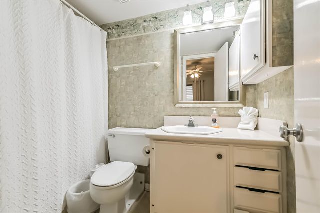 7310 Seawall Boulevard 907, Galveston, TX 77551