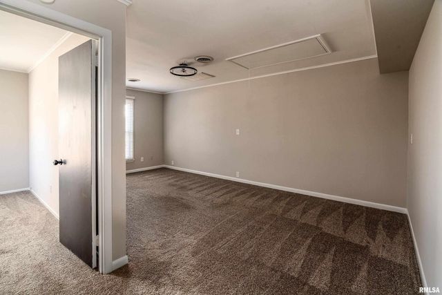 203 Fairway Vista Road, Murphysboro, IL 62966