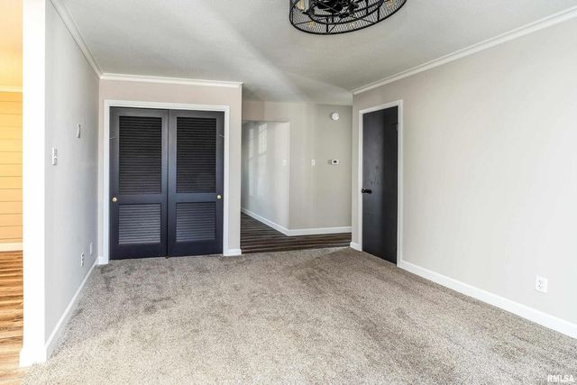 203 Fairway Vista Road, Murphysboro, IL 62966