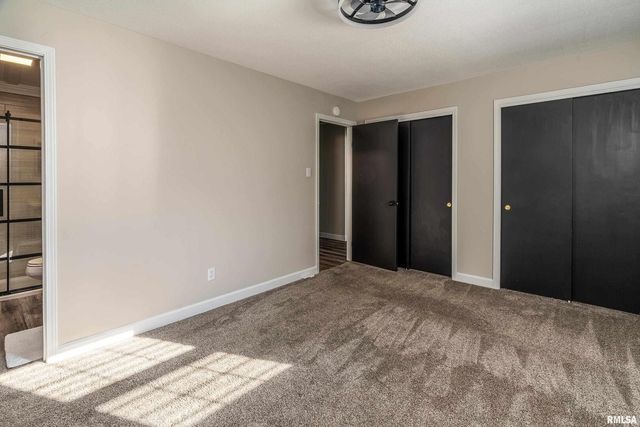 203 Fairway Vista Road, Murphysboro, IL 62966