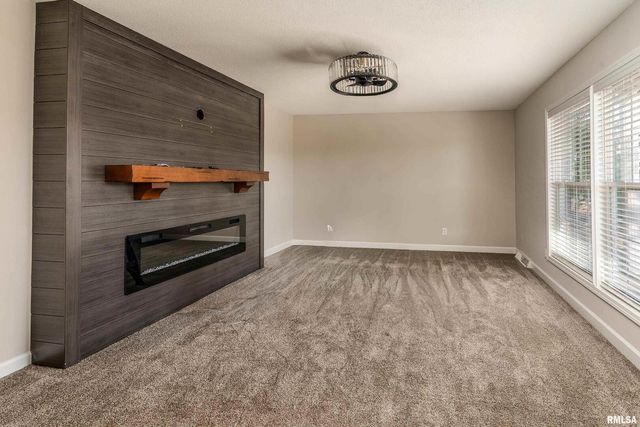 203 Fairway Vista Road, Murphysboro, IL 62966