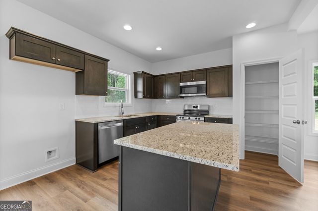 335 Yancey Road, Covington, GA 30014