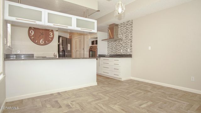 2008 ROGELIO Avenue, El Paso, TX 79902