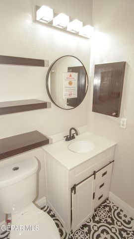 2008 ROGELIO Avenue, El Paso, TX 79902