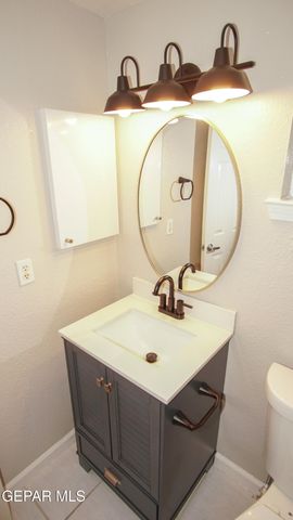 2008 ROGELIO Avenue, El Paso, TX 79902
