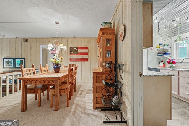 251 Shakespeare Drive 323, Clayton, GA 30525