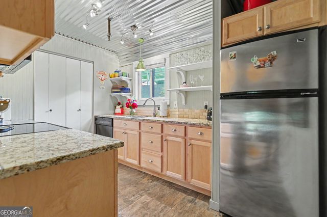 251 Shakespeare Drive 323, Clayton, GA 30525