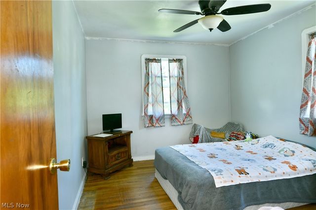 202 Elm Street, Struthers, OH 44471