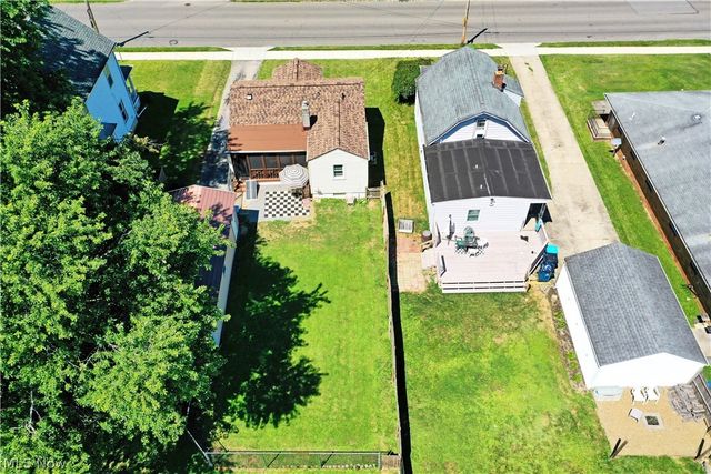 202 Elm Street, Struthers, OH 44471