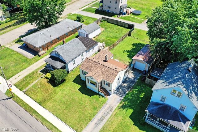 202 Elm Street, Struthers, OH 44471