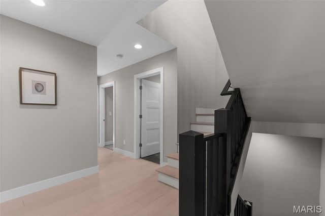 4731 Westminster Place, St Louis, MO 63108