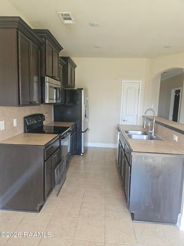 107 Picket Lane, Rayne, LA 70578
