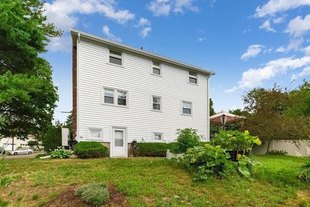 44 Sable Rd, Salem, MA 01970
