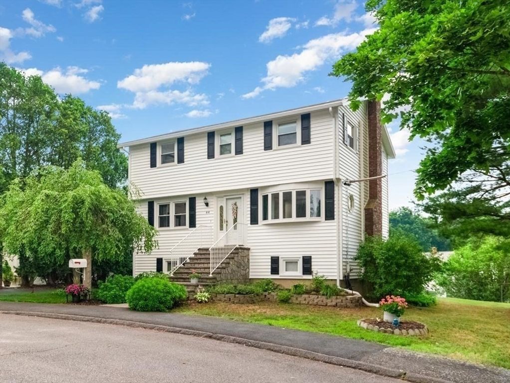44 Sable Rd, Salem, MA 01970