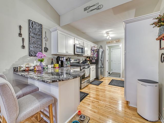 13419 Shire Lane, Southgate, MI 48195