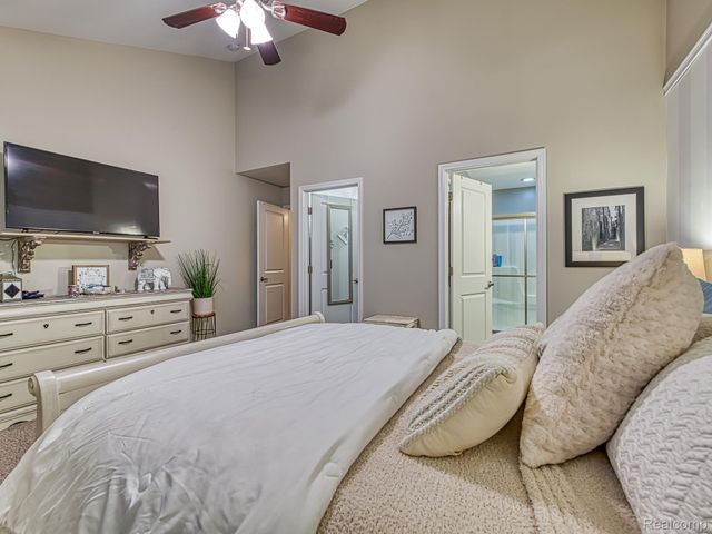 13419 Shire Lane, Southgate, MI 48195