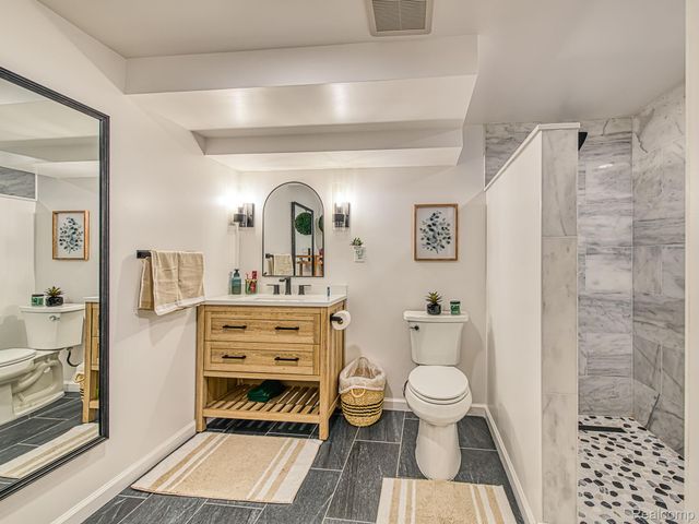 13419 Shire Lane, Southgate, MI 48195