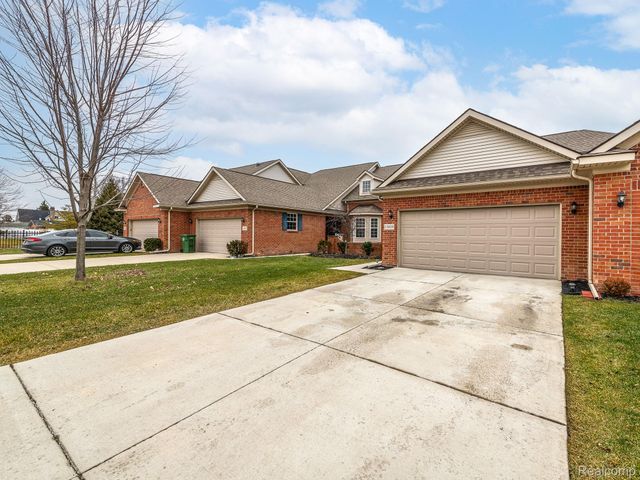 13419 Shire Lane, Southgate, MI 48195