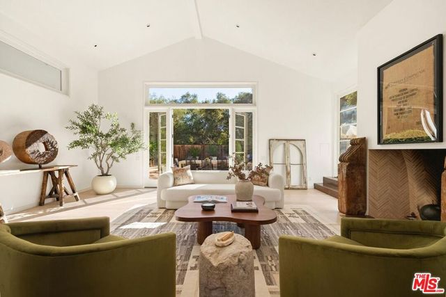 647 Old Topanga Canyon Road, Topanga, CA 90290