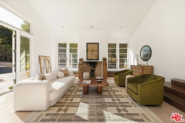 647 Old Topanga Canyon Road, Topanga, CA 90290