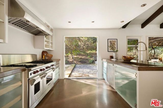 647 Old Topanga Canyon Road, Topanga, CA 90290