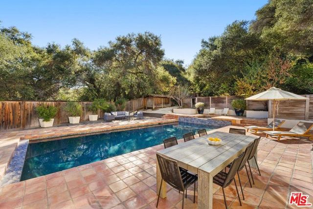 647 Old Topanga Canyon Road, Topanga, CA 90290