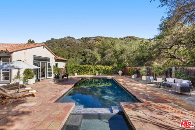 647 Old Topanga Canyon Road, Topanga, CA 90290
