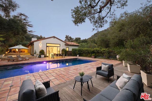 647 Old Topanga Canyon Road, Topanga, CA 90290