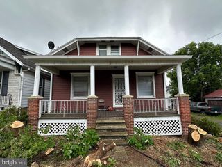 303 FOUNTAIN ST, Ashland, PA 17921