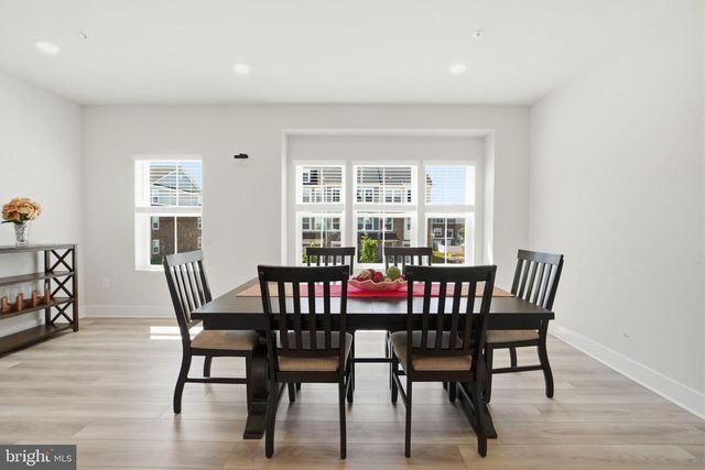 10915 DRUMMOND PL, White Plains, MD 20695
