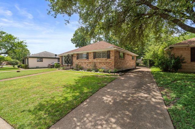 9239 Jennie Lee Lane, Dallas, TX 75227