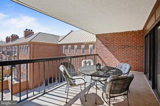800 S SAINT ASAPH ST #403, Alexandria, VA 22314