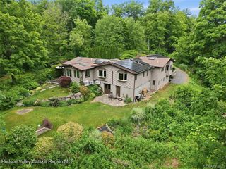 39 Loughran Lane, Highland, NY 12528