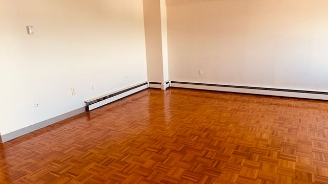 1025 Hancock St 14F, Quincy, MA 02169