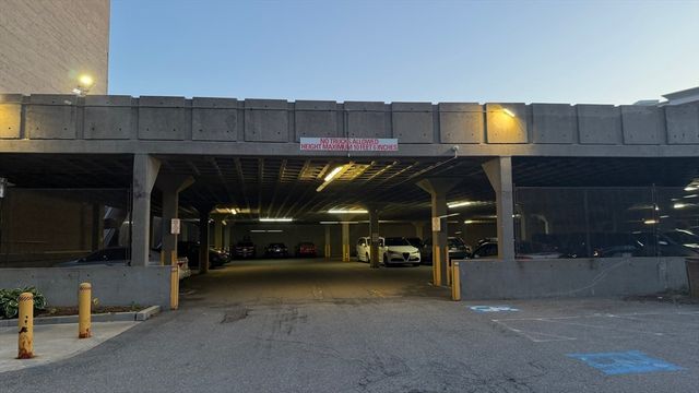 1025 Hancock St 14F, Quincy, MA 02169