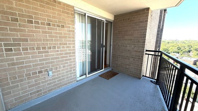 1025 Hancock St 14F, Quincy, MA 02169