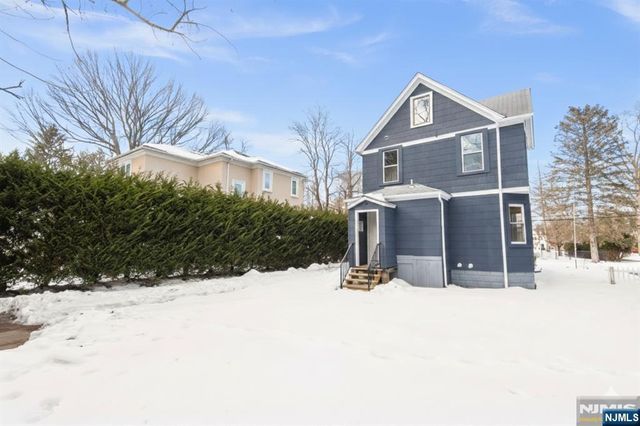 56 Harvey Street, Closter, NJ 07624