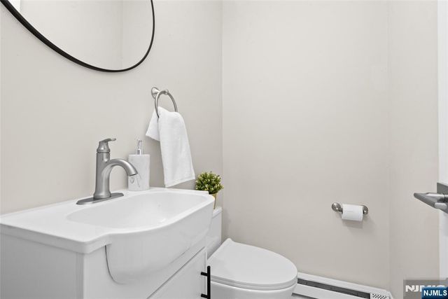 56 Harvey Street, Closter, NJ 07624