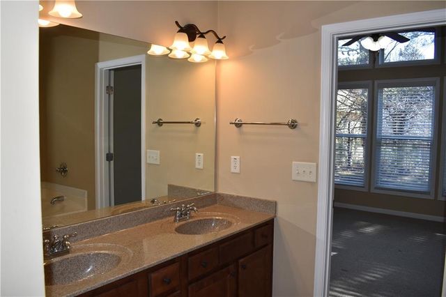 2320 Harvest Ridge Circle, Buford, GA 30519