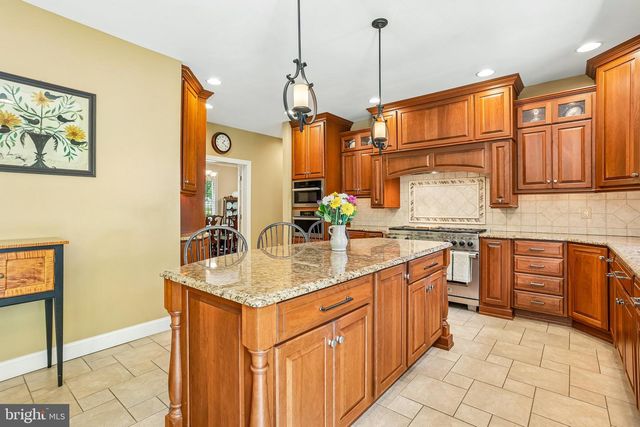 3240 HEDWIG LN, Collegeville, PA 19426