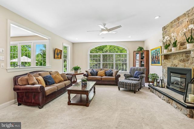 3240 HEDWIG LN, Collegeville, PA 19426