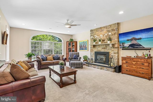 3240 HEDWIG LN, Collegeville, PA 19426