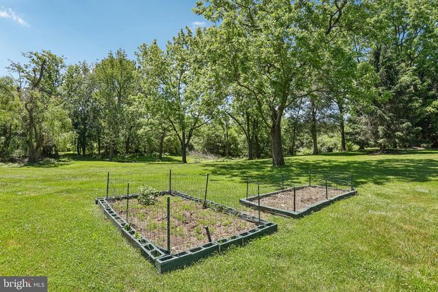 3240 HEDWIG LN, Collegeville, PA 19426