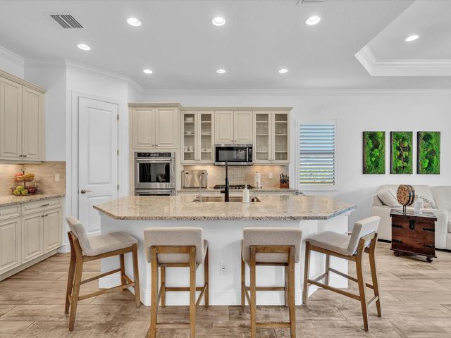 11715 NW 82nd Court, Parkland, FL 33076