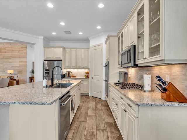 11715 NW 82nd Court, Parkland, FL 33076