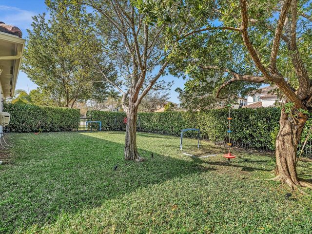 11715 NW 82nd Court, Parkland, FL 33076