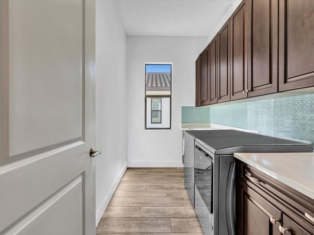 11715 NW 82nd Court, Parkland, FL 33076